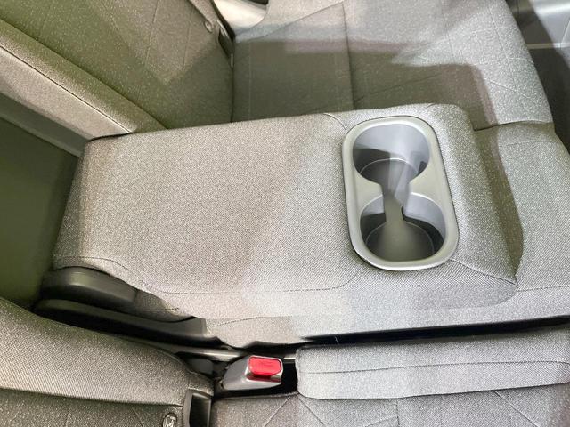 ヴェゼル Ｇ　４ＷＤ　登録済未使用車　バックカメラ　衝突被害軽減システム　レーダークルーズ　コーナーセンサー　スマートキー　ＬＥＤヘッド　車線逸脱警報　オートライト　オートエアコン　純正１６インチアルミ（37枚目）