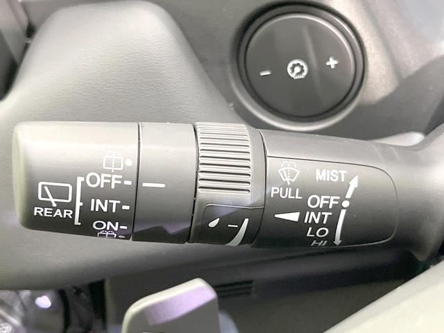 ヴェゼル Ｇ　４ＷＤ　登録済未使用車　バックカメラ　衝突被害軽減システム　レーダークルーズ　コーナーセンサー　スマートキー　ＬＥＤヘッド　車線逸脱警報　オートライト　オートエアコン　純正１６インチアルミ（46枚目）