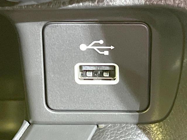 ヴェゼル Ｇ　４ＷＤ　登録済未使用車　バックカメラ　衝突被害軽減システム　レーダークルーズ　コーナーセンサー　スマートキー　ＬＥＤヘッド　車線逸脱警報　オートライト　オートエアコン　純正１６インチアルミ（49枚目）