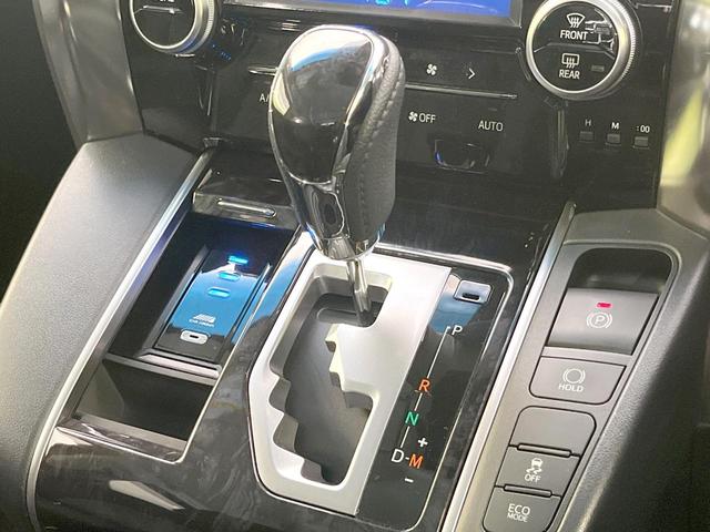 アルファード ２．５Ｓ　ＢＩＧＸ１０型ナビ　両側電動　バックカメラ　衝突被害軽減システム　レーダークルーズ　禁煙車　コーナーセンサー　スマートキー　ＬＥＤヘッド　ビルトインＥＴＣ　オートハイビーム　車線逸脱警報　オートライト（21枚目）