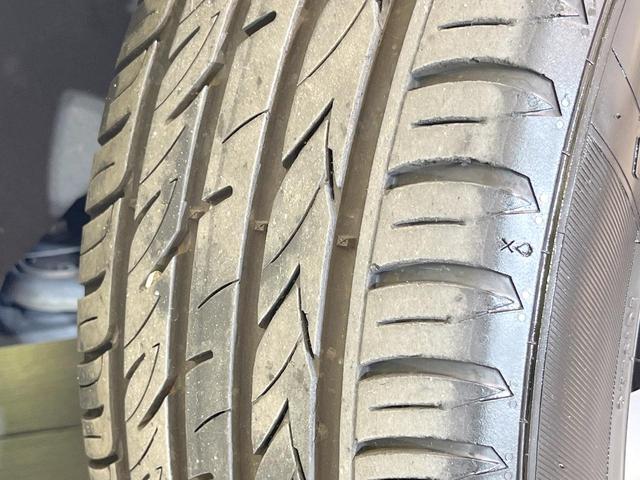 アルファード ２．５Ｓ　ＢＩＧＸ１０型ナビ　両側電動　バックカメラ　衝突被害軽減システム　レーダークルーズ　禁煙車　コーナーセンサー　スマートキー　ＬＥＤヘッド　ビルトインＥＴＣ　オートハイビーム　車線逸脱警報　オートライト（30枚目）