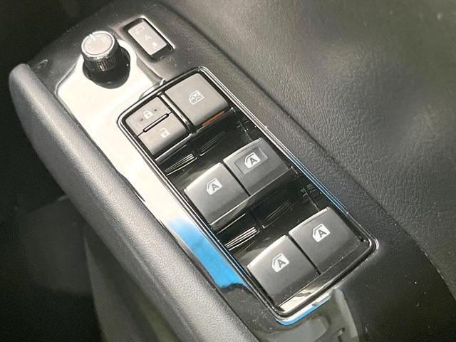 アルファード ２．５Ｓ　ＢＩＧＸ１０型ナビ　両側電動　バックカメラ　衝突被害軽減システム　レーダークルーズ　禁煙車　コーナーセンサー　スマートキー　ＬＥＤヘッド　ビルトインＥＴＣ　オートハイビーム　車線逸脱警報　オートライト（53枚目）