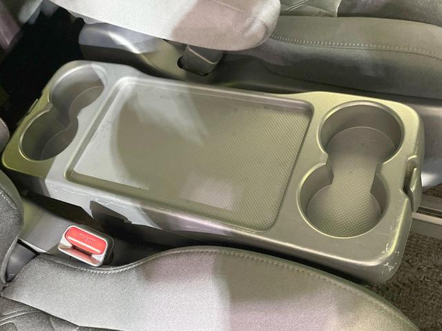 アルファード ２．５Ｓ　ＢＩＧＸ１０型ナビ　両側電動　バックカメラ　衝突被害軽減システム　レーダークルーズ　禁煙車　コーナーセンサー　スマートキー　ＬＥＤヘッド　ビルトインＥＴＣ　オートハイビーム　車線逸脱警報　オートライト（68枚目）