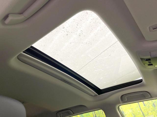 ランドクルーザープラド TX Lパッケージ マットブラックエディション 禁煙車 サンルーフ 9型ナビ バックカメラ 衝突被害軽減システム レーダークルーズ レザーシート 前席シートエアコン ドラレコ コーナーセンサー LEDヘッド ルーフレール ビルトインETC(3枚目)