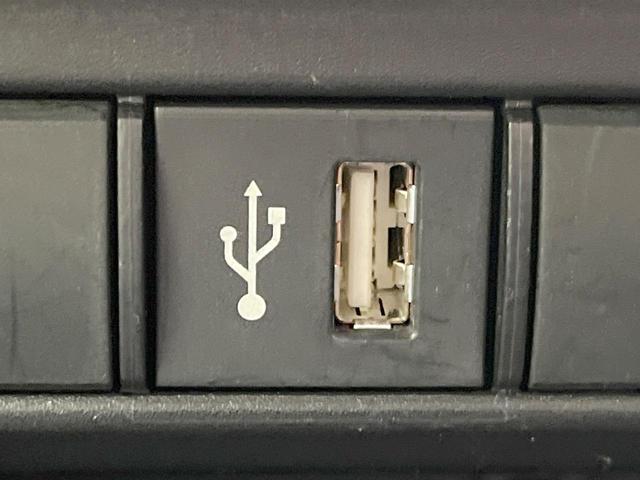 ヤリス X 禁煙車 純正ナビ バックカメラ 衝突被害軽減システム コーナーセンサー スマートキー ETC オートハイビーム 車線逸脱警報 オートライト Bluetooth(47枚目)