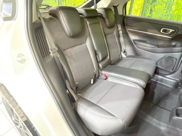 ヴェゼル e:HEV Z 登録済未使用車 全周囲カメラ 衝突被害軽減システム レーダークルーズ 電動リアゲート ハーフレザーシート コーナーセンサー スマートキー LEDヘッド ETC2.0 車線逸脱警報 ワンオーナー(8枚目)