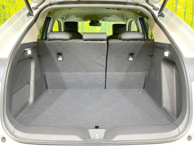 ヴェゼル e:HEV Z 登録済未使用車 全周囲カメラ 衝突被害軽減システム レーダークルーズ 電動リアゲート ハーフレザーシート コーナーセンサー スマートキー LEDヘッド ETC2.0 車線逸脱警報 ワンオーナー(10枚目)