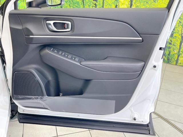 ヴェゼル e:HEV Z 登録済未使用車 全周囲カメラ 衝突被害軽減システム レーダークルーズ 電動リアゲート ハーフレザーシート コーナーセンサー スマートキー LEDヘッド ETC2.0 車線逸脱警報 ワンオーナー(39枚目)