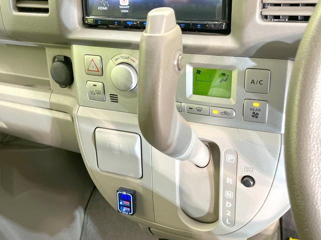 エブリイワゴン PZターボスペシャル 禁煙車 4WD 両側電動ドア SDナビ シートヒーター HIDヘッド ETC オートエアコン 純正14インチアルミ Bluetooth CD DVD再生 地デジ HIDフォグ(24枚目)