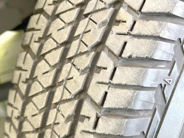 ジムニー ＸＬ　４ＷＤ　ターボ　ＳＤナビ　バックカメラ　衝突被害軽減システム　禁煙車　ドラレコ　スマートキー　ＬＥＤヘッド　オートハイビーム　車線逸脱警報　オートライト　オートエアコン　Ｂｌｕｅｔｏｏｔｈ　ＣＤ（27枚目）