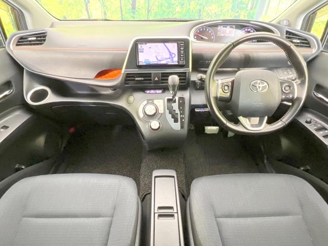 シエンタ G 禁煙車 両側電動ドア バックカメラ 衝突被害軽減システム スマートキー LEDヘッド ETC オートハイビーム 車線逸脱警報 オートライト オートエアコン Bluetooth CD 地デジ(2枚目)