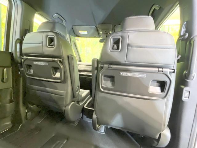 ステップワゴン ｅ：ＨＥＶスパーダ　登録済未使用車　両側電動ドア　バックカメラ　衝突被害軽減システム　レーダークルーズ　ハーフレザーシート　コーナーセンサー　スマートキー　ＬＥＤヘッド　車線逸脱警報　オートライト　デュアルエアコン（73枚目）