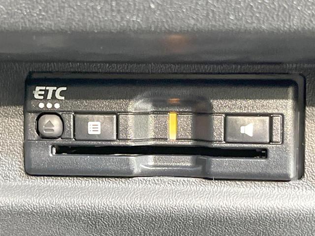 ジムニーシエラ JC 禁煙車 4WD 純正SDナビ バックカメラ 衝突被害軽減システム スマートキー LEDヘッド ビルトインETC クルコン 車線逸脱警報 オートライト オートエアコン 純正15インチアルミ(7枚目)