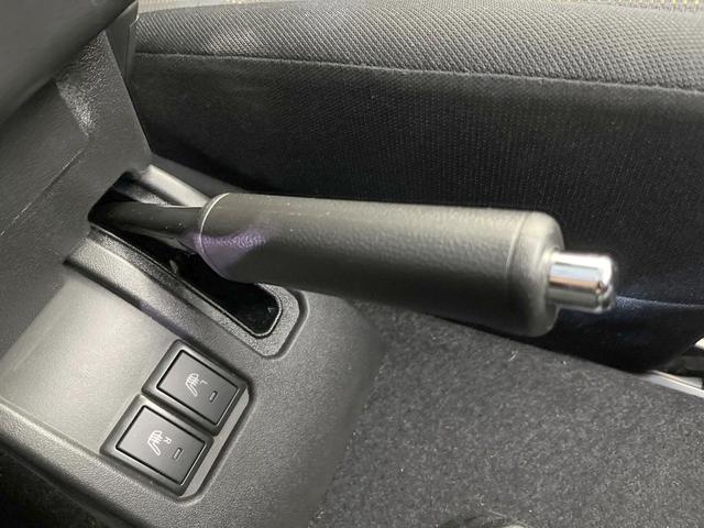 ジムニーシエラ JC 禁煙車 4WD 純正SDナビ バックカメラ 衝突被害軽減システム スマートキー LEDヘッド ビルトインETC クルコン 車線逸脱警報 オートライト オートエアコン 純正15インチアルミ(54枚目)