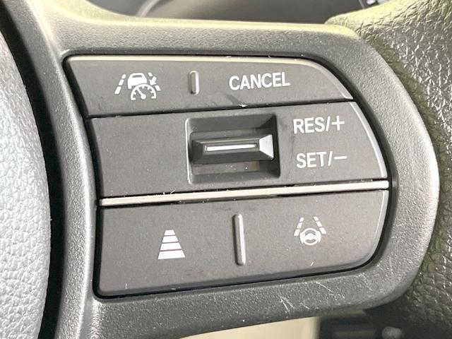 N-BOX ベースグレード 電動スライドドア バックカメラ 衝突被害軽減システム レーダークルーズ コーナーセンサー スマートキー LEDヘッド オートライト オートエアコン CD(4枚目)