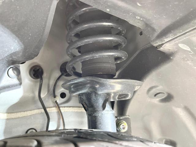 N-BOX ベースグレード 電動スライドドア バックカメラ 衝突被害軽減システム レーダークルーズ コーナーセンサー スマートキー LEDヘッド オートライト オートエアコン CD(35枚目)