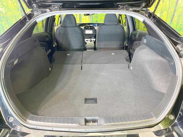 プリウス Sセーフティプラス 純正SDナビ バックカメラ 衝突被害軽減システム レーダークルーズ 禁煙車 コーナーセンサー スマートキー LEDヘッド ビルトインETC パークアシスト 車線逸脱警報 オートライト オートエアコン(10枚目)