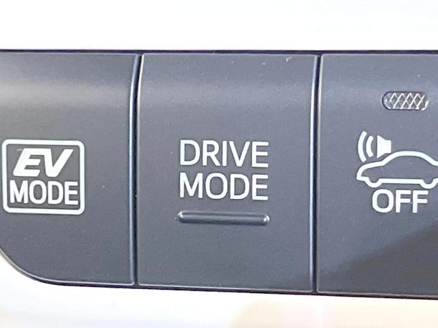 プリウス Sセーフティプラス 純正SDナビ バックカメラ 衝突被害軽減システム レーダークルーズ 禁煙車 コーナーセンサー スマートキー LEDヘッド ビルトインETC パークアシスト 車線逸脱警報 オートライト オートエアコン(55枚目)