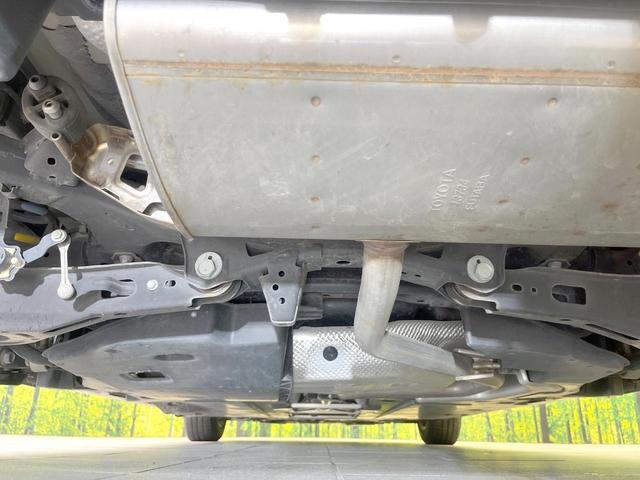 プリウス S 禁煙車 純正9型ナビ バックカメラ LEDヘッド ビルトインETC オートライト オートエアコン 純正15インチアルミ Bluetooth CD フルセグ LEDフォグ(19枚目)