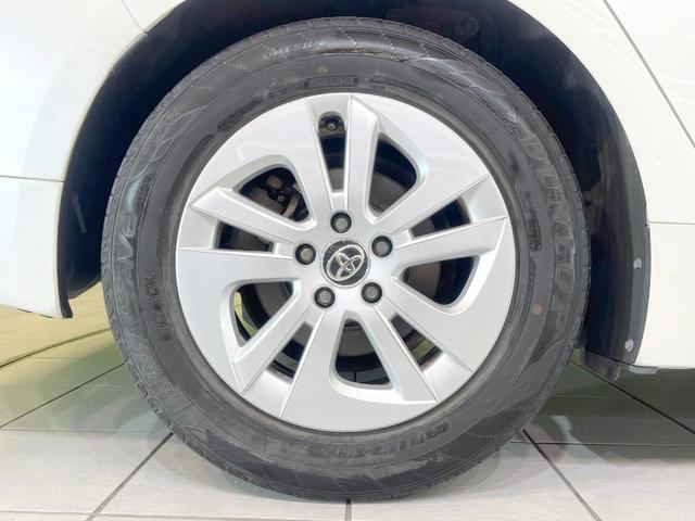 プリウス S 禁煙車 純正9型ナビ バックカメラ LEDヘッド ビルトインETC オートライト オートエアコン 純正15インチアルミ Bluetooth CD フルセグ LEDフォグ(40枚目)