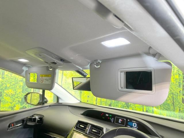 プリウス S 禁煙車 純正9型ナビ バックカメラ LEDヘッド ビルトインETC オートライト オートエアコン 純正15インチアルミ Bluetooth CD フルセグ LEDフォグ(42枚目)