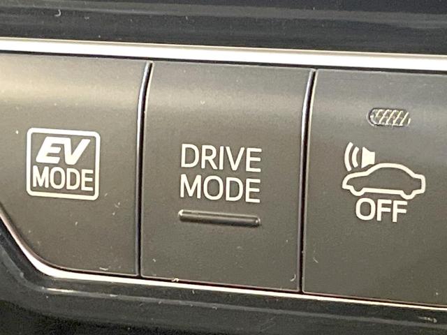 プリウス S 禁煙車 純正9型ナビ バックカメラ LEDヘッド ビルトインETC オートライト オートエアコン 純正15インチアルミ Bluetooth CD フルセグ LEDフォグ(50枚目)