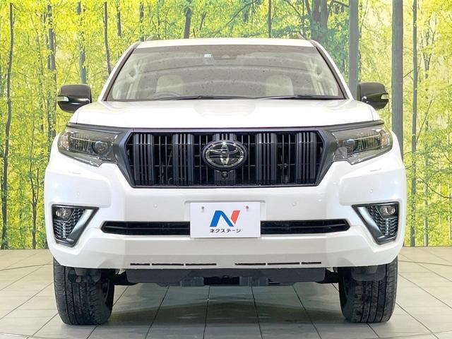 ランドクルーザープラド ＴＸ　Ｌパッケージ　マットブラックエディション　４ＷＤ　７人乗り　サンルーフ　ＨＤＤナビ　全周囲カメラ　衝突被害軽減システム　レーダークルーズ　禁煙車　レザーシート　ドラレコ　コーナーセンサー　スマートキー　ＬＥＤヘッド　ルーフレール（14枚目）