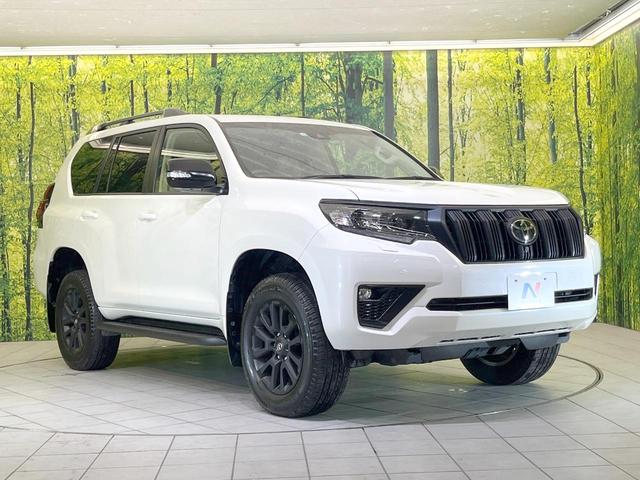 ランドクルーザープラド ＴＸ　Ｌパッケージ　マットブラックエディション　４ＷＤ　７人乗り　サンルーフ　ＨＤＤナビ　全周囲カメラ　衝突被害軽減システム　レーダークルーズ　禁煙車　レザーシート　ドラレコ　コーナーセンサー　スマートキー　ＬＥＤヘッド　ルーフレール（16枚目）