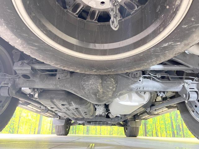 ランドクルーザープラド ＴＸ　Ｌパッケージ　マットブラックエディション　４ＷＤ　７人乗り　サンルーフ　ＨＤＤナビ　全周囲カメラ　衝突被害軽減システム　レーダークルーズ　禁煙車　レザーシート　ドラレコ　コーナーセンサー　スマートキー　ＬＥＤヘッド　ルーフレール（19枚目）