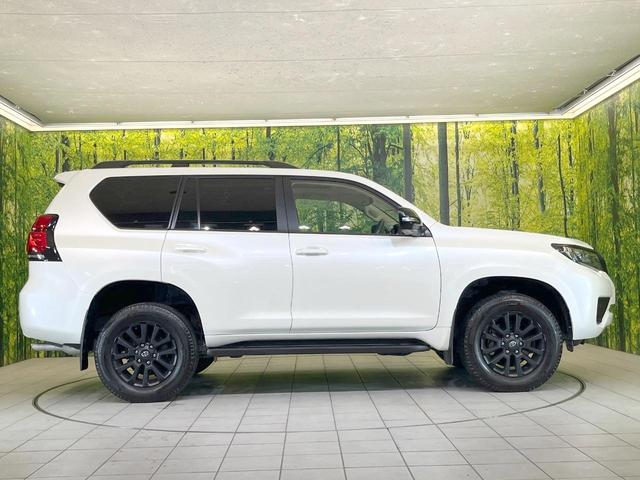 ランドクルーザープラド ＴＸ　Ｌパッケージ　マットブラックエディション　４ＷＤ　７人乗り　サンルーフ　ＨＤＤナビ　全周囲カメラ　衝突被害軽減システム　レーダークルーズ　禁煙車　レザーシート　ドラレコ　コーナーセンサー　スマートキー　ＬＥＤヘッド　ルーフレール（23枚目）