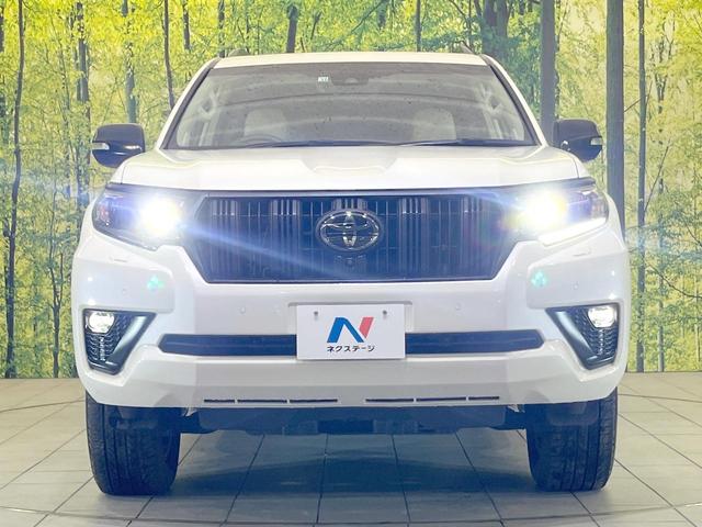 ランドクルーザープラド ＴＸ　Ｌパッケージ　マットブラックエディション　４ＷＤ　７人乗り　サンルーフ　ＨＤＤナビ　全周囲カメラ　衝突被害軽減システム　レーダークルーズ　禁煙車　レザーシート　ドラレコ　コーナーセンサー　スマートキー　ＬＥＤヘッド　ルーフレール（26枚目）