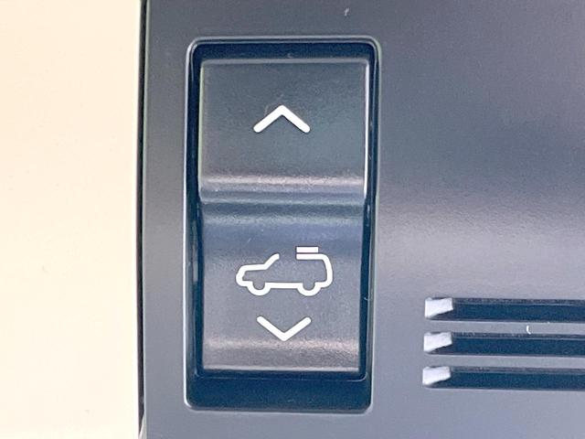 ランドクルーザープラド ＴＸ　Ｌパッケージ　マットブラックエディション　４ＷＤ　７人乗り　サンルーフ　ＨＤＤナビ　全周囲カメラ　衝突被害軽減システム　レーダークルーズ　禁煙車　レザーシート　ドラレコ　コーナーセンサー　スマートキー　ＬＥＤヘッド　ルーフレール（45枚目）