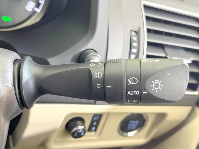 ランドクルーザープラド ＴＸ　Ｌパッケージ　マットブラックエディション　４ＷＤ　７人乗り　サンルーフ　ＨＤＤナビ　全周囲カメラ　衝突被害軽減システム　レーダークルーズ　禁煙車　レザーシート　ドラレコ　コーナーセンサー　スマートキー　ＬＥＤヘッド　ルーフレール（55枚目）