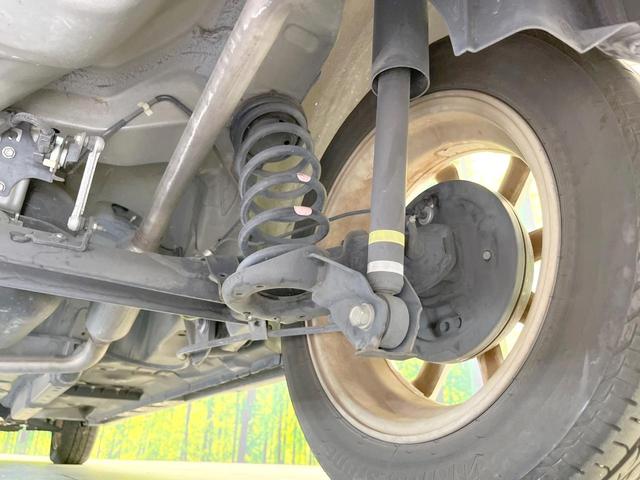 お車を安心してお乗りいただく為には、足回りの定期点検が欠かせません。サービスサポート（有償保証）では無料点検もご提供しており、安心のカーライフをお過ごしいただけるサポート体制が整っています。