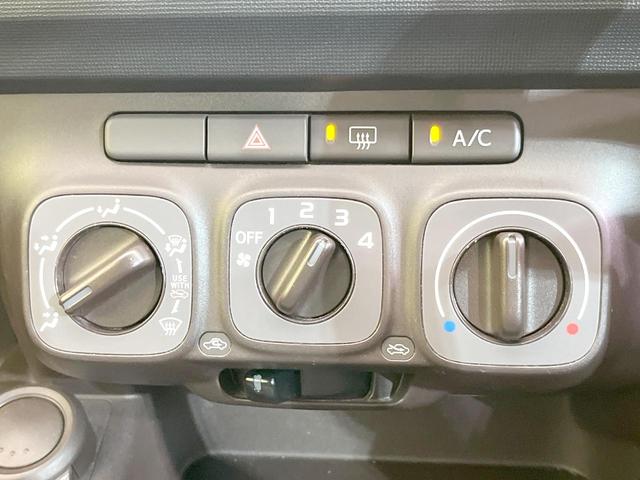 パッソ Ｘ　クツロギ　禁煙車　純正ＳＤナビ　バックカメラ　Ｂｌｕｅｔｏｏｔｈ　ＣＤ　ＤＶＤ再生　地デジ　衝突安全ボディ　電動格納ミラー　トラクションコントロール（7枚目）