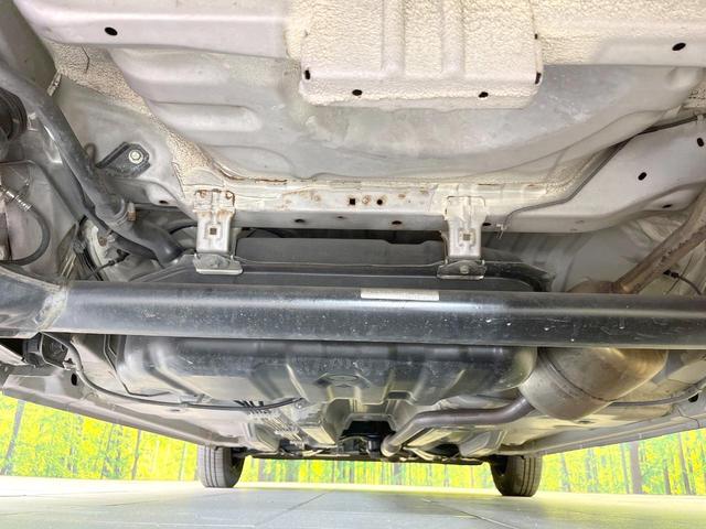 パッソ Ｘ　クツロギ　禁煙車　純正ＳＤナビ　バックカメラ　Ｂｌｕｅｔｏｏｔｈ　ＣＤ　ＤＶＤ再生　地デジ　衝突安全ボディ　電動格納ミラー　トラクションコントロール（19枚目）