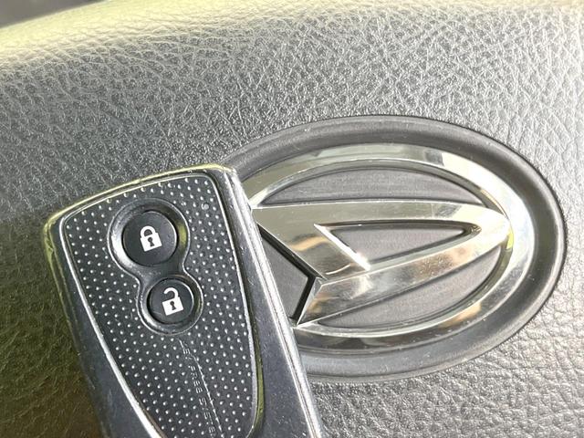 ムーヴコンテ カスタム　Ｘ　ＨＤＤナビ　禁煙車　スマートキー　ＨＩＤヘッド　ＥＴＣ　オートエアコン　ＣＤ　フルセグ　ＨＩＤフォグ（4枚目）