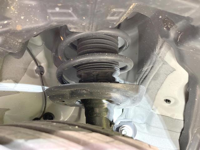 シエンタ ハイブリッドZ 禁煙車 全周囲カメラ 純正10.5型ナビ 衝突被害軽減システム レーダークルーズ コーナーセンサー スマートキー LEDヘッド ETC2.0 オートライト オートエアコン Bluetooth フルセグ(21枚目)