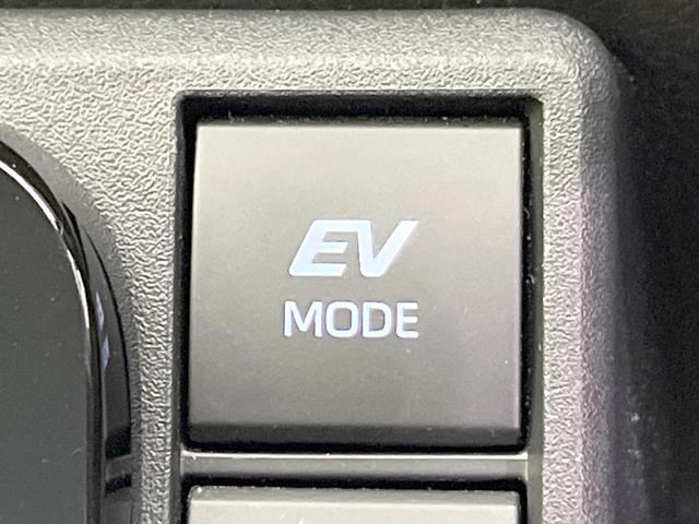 シエンタ ハイブリッドZ 禁煙車 全周囲カメラ 純正10.5型ナビ 衝突被害軽減システム レーダークルーズ コーナーセンサー スマートキー LEDヘッド ETC2.0 オートライト オートエアコン Bluetooth フルセグ(48枚目)