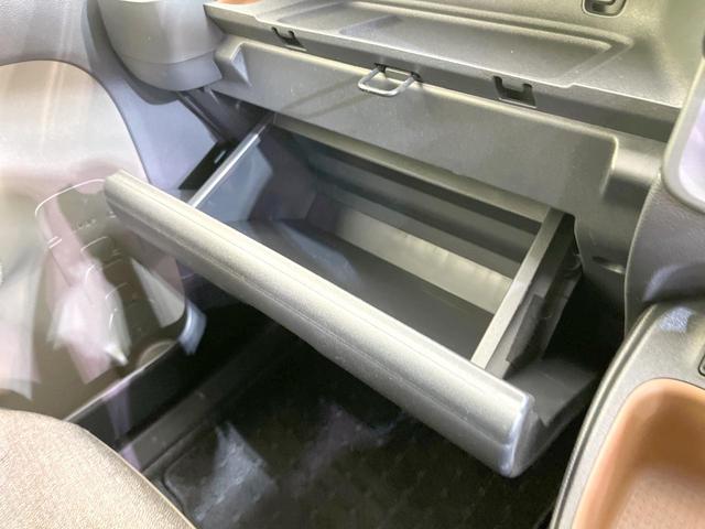 シエンタ ハイブリッドZ 禁煙車 全周囲カメラ 純正10.5型ナビ 衝突被害軽減システム レーダークルーズ コーナーセンサー スマートキー LEDヘッド ETC2.0 オートライト オートエアコン Bluetooth フルセグ(53枚目)