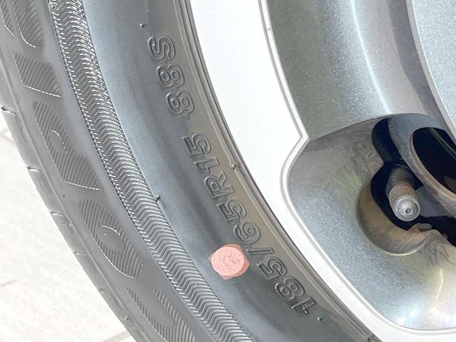 シエンタ ハイブリッドZ 禁煙車 全周囲カメラ 純正10.5型ナビ 衝突被害軽減システム レーダークルーズ コーナーセンサー スマートキー LEDヘッド ETC2.0 オートライト オートエアコン Bluetooth フルセグ(66枚目)