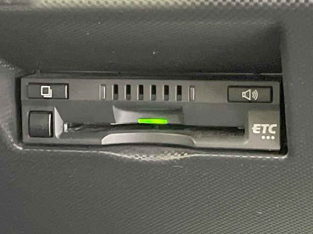 ロッキー プレミアムG 禁煙車 BIG-X9型ナビ バックカメラ 衝突被害軽減システム レーダークルーズ ハーフレザーシート ドラレコ コーナーセンサー スマートキー LEDヘッド ビルトインETC 車線逸脱警報(6枚目)