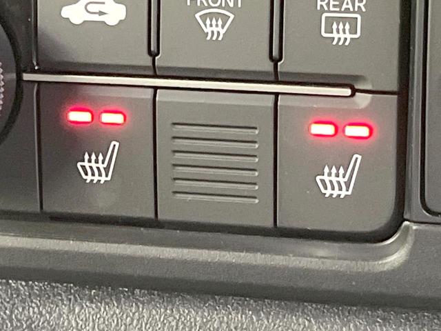 Ｎ－ＢＯＸカスタム ベースグレード　禁煙車　電動スライドドア　バックカメラ　衝突被害軽減システム　レーダークルーズ　コーナーセンサー　スマートキー　ＬＥＤヘッド　オートハイビーム　車線逸脱警報　オートライト　オートエアコン（6枚目）