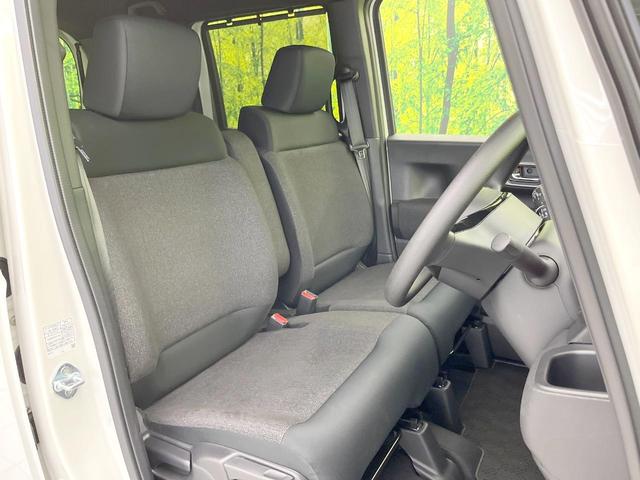 Ｎ－ＢＯＸカスタム ベースグレード　禁煙車　電動スライドドア　バックカメラ　衝突被害軽減システム　レーダークルーズ　コーナーセンサー　スマートキー　ＬＥＤヘッド　オートハイビーム　車線逸脱警報　オートライト　オートエアコン（7枚目）