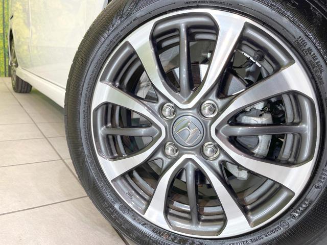 Ｎ－ＢＯＸカスタム ベースグレード　禁煙車　電動スライドドア　バックカメラ　衝突被害軽減システム　レーダークルーズ　コーナーセンサー　スマートキー　ＬＥＤヘッド　オートハイビーム　車線逸脱警報　オートライト　オートエアコン（12枚目）