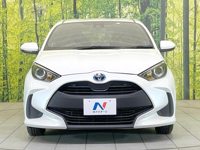 ヤリス ハイブリッドX 禁煙車 純正ディスプレイオーディオ バックカメラ 衝突被害軽減システム レーダークルーズ コーナーセンサー スマートキー ビルトインETC オートライト オートエアコン Bluetooth(13枚目)