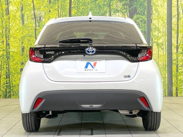 ヤリス ハイブリッドX 禁煙車 純正ディスプレイオーディオ バックカメラ 衝突被害軽減システム レーダークルーズ コーナーセンサー スマートキー ビルトインETC オートライト オートエアコン Bluetooth(14枚目)