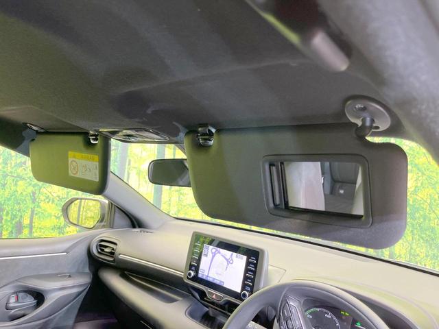 ヤリス ハイブリッドX 禁煙車 純正ディスプレイオーディオ バックカメラ 衝突被害軽減システム レーダークルーズ コーナーセンサー スマートキー ビルトインETC オートライト オートエアコン Bluetooth(48枚目)