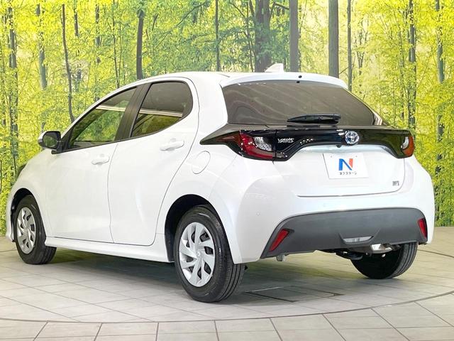 ヤリス ハイブリッドX 禁煙車 純正ディスプレイオーディオ バックカメラ 衝突被害軽減システム レーダークルーズ コーナーセンサー スマートキー ビルトインETC オートライト オートエアコン Bluetooth(52枚目)