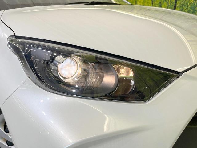 ヤリス ハイブリッドX 禁煙車 純正ディスプレイオーディオ バックカメラ 衝突被害軽減システム レーダークルーズ コーナーセンサー スマートキー ビルトインETC オートライト オートエアコン Bluetooth(57枚目)